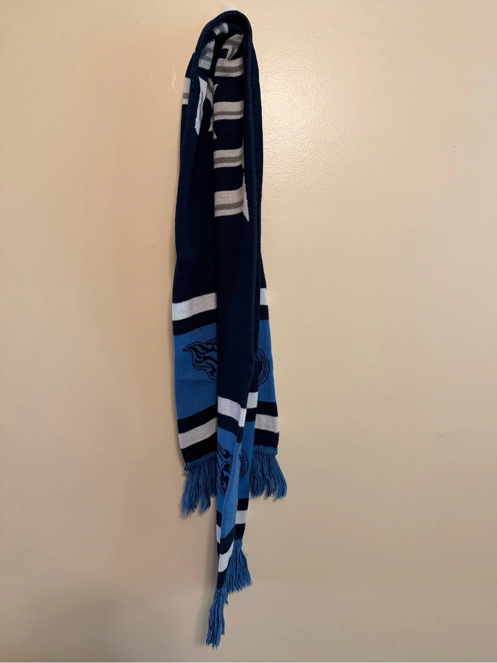 Forever Collectibles Tennessee Titans Navy and White Scarf